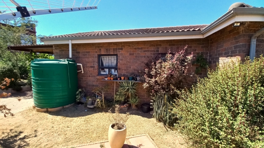 3 Bedroom Property for Sale in Vredenburg Western Cape